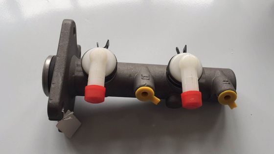 Le système de freinage automatique doit être équipé d'un système de freinage de freinage de type HIACE.