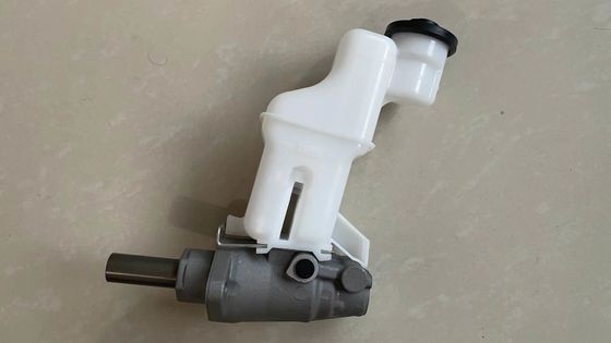 47028-48030 FITS TOYOTA 47028-42030 Maître de freinage sous-assiette cylindrique W/plaque 47028-48030 FITS TOYOTA Maître de freinage sous-assiette cylindrique w/plaque 4702848030 Genui